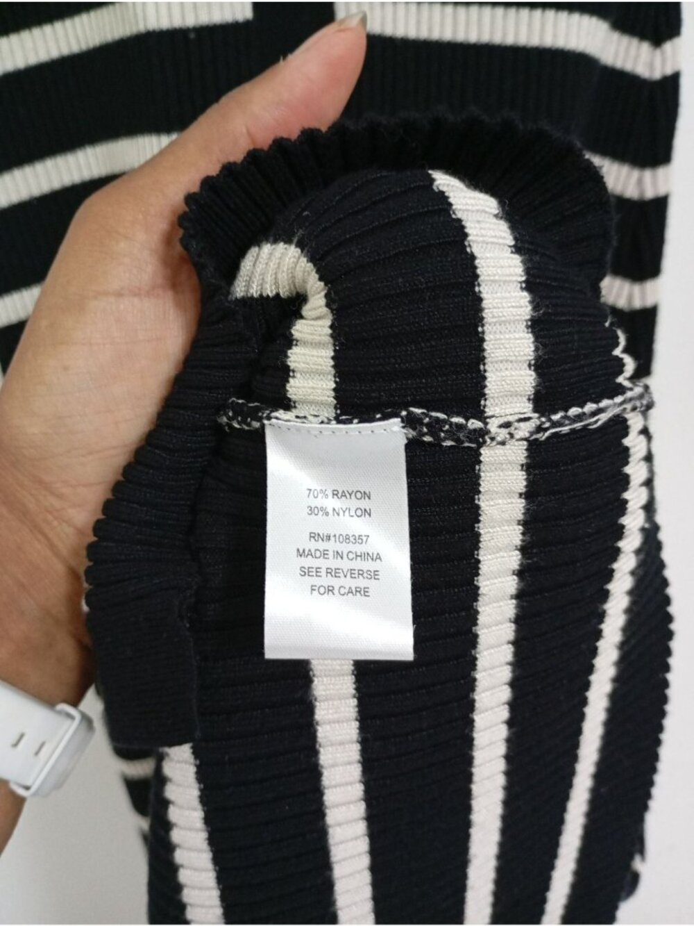 Evereve Striped Ribbed Knit Long Button-Up Cardigan Dress Black & White Size M - Picture 7 of 12
